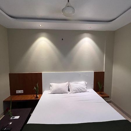 Hotel Sun Lodging Bhiwandi Luaran gambar