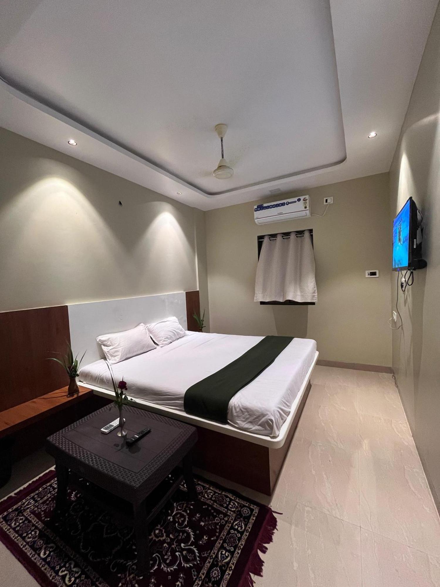 Hotel Sun Lodging Bhiwandi Luaran gambar